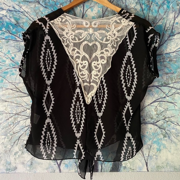 Aztec Sheer Lace Back Top - Picture 2 of 8